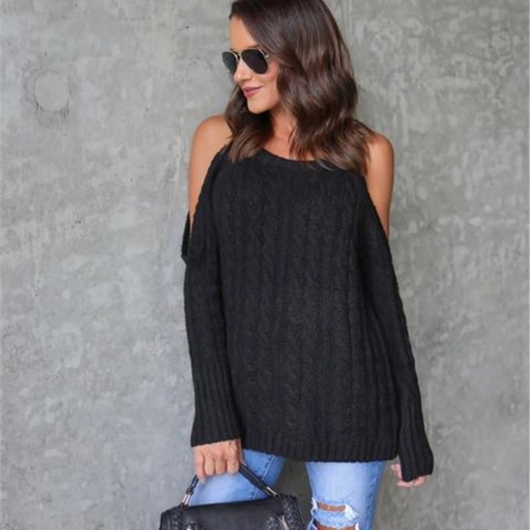 🛑🛑 5⭐️RATED Delilah Cold Shoulder sweater - Picture 4 of 5